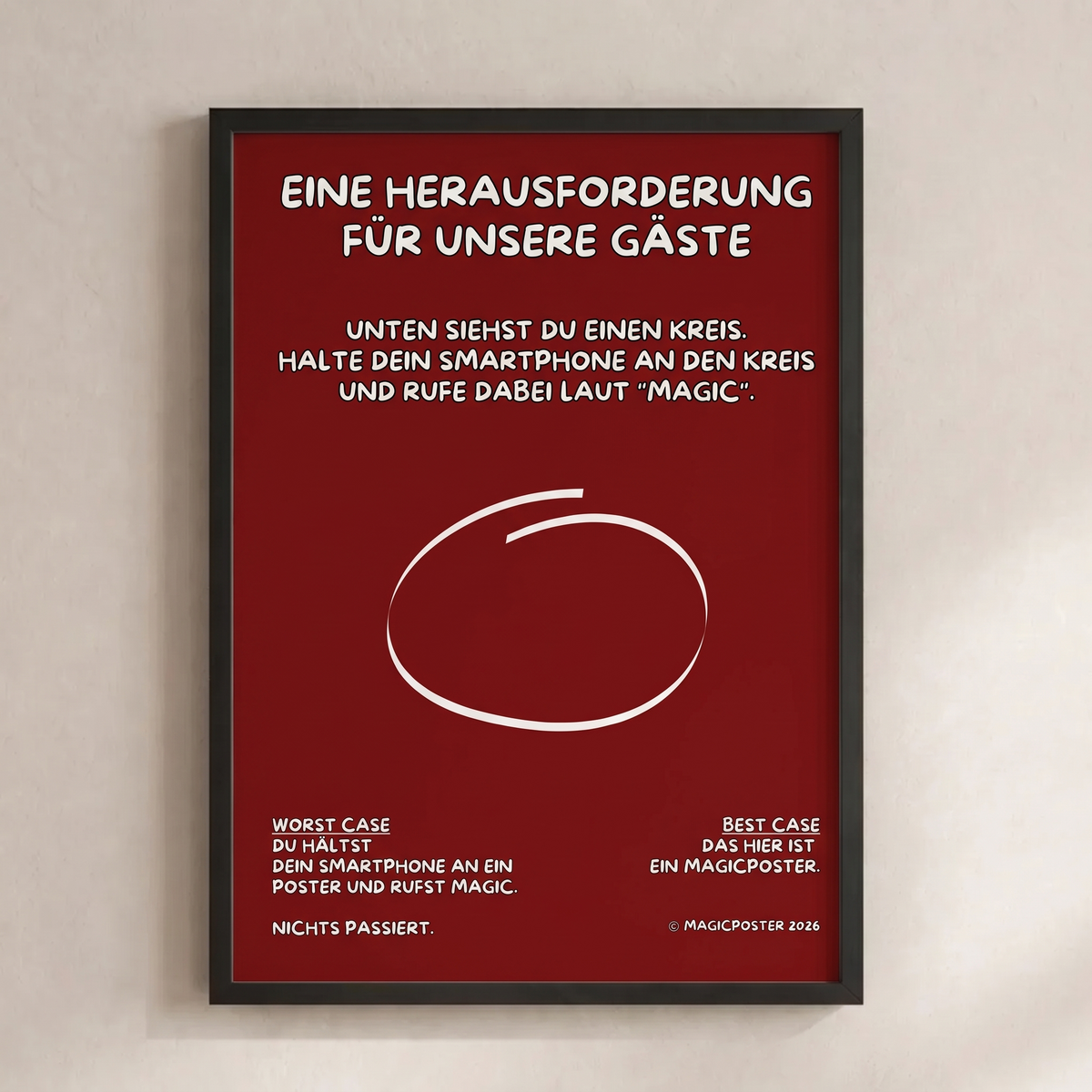 Sag Magic!: rotes NFC-Poster mit weißem Kreis und Herausforderung für Gäste im schwarzen Rahmen